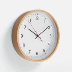 Часы настенные в деревянном корпусе Molti Benty, белые фото