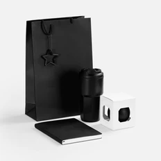 Набор Astrela: ежедневник недатированный, термостакан, елочный шар, подвеска «Звезда» с цепочкой для крепления, черный фото