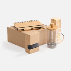 Набор Bambook Tea: френч-пресс, блокнот на кольцах с шариковой ручкой, настольная игра, черный чай, бежевый фото