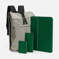Набор Petrus Travel: рюкзак, чехол для ноутбука, органайзер, обложка для паспорта, зеленый фото