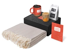 Набор подарочный Re:y. Nest: плед, кружка, варенье, чай, красный фото