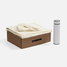 Набор Wintrish: шарф, варежки, термос с ситечком, белый фото