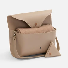 Плед из шерсти и акрила Intarsio Voyage в кофре, бежевый фото