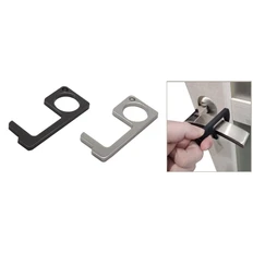 Ручка для бесконтактного открывания двери фото