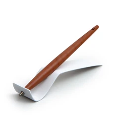 Ручка вечная с подставкой Pininfarina Piuma Milano, коричневая фото