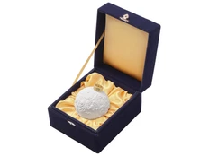 Шар новогодний фарфоровый в подарочной коробке, белый / золотистый фото