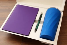 Упаковка для ежедневника, термокружки и ручки, белая фото