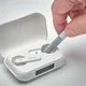 Ручка-стилус шариковая пластиковая с набором для чистки наушников, черная - фото № 7