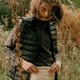 Жилет стеганый женский из переработанного полиэстера Iqoniq Meru, 70 гр/м2, черный - фото № 12