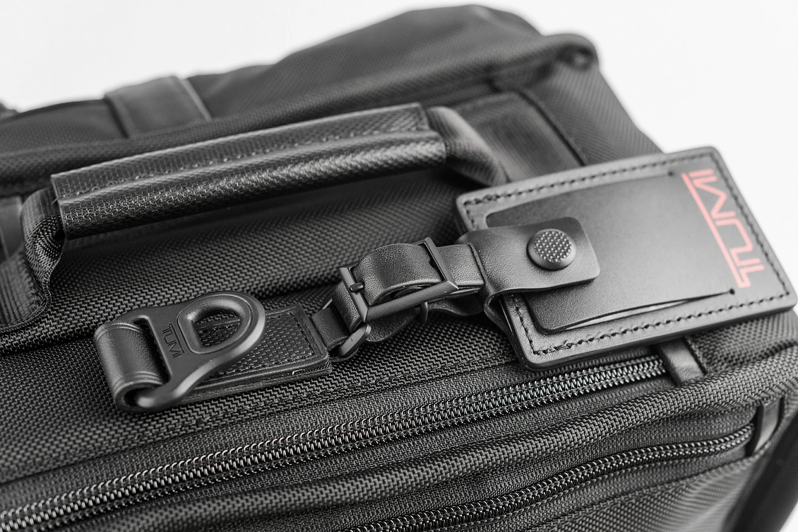 Black Friday.-50%.Tumi Alpha 2 Three Way Brief